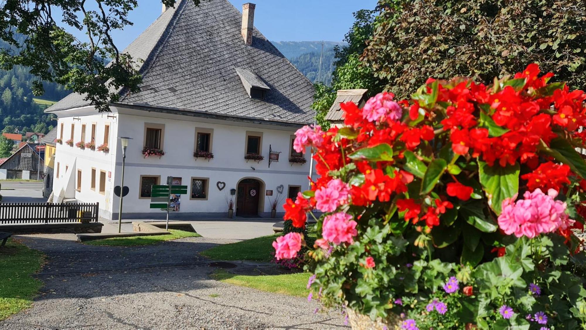 Gasthof Kreischberg Sankt Georgen ob Murau Exterior foto